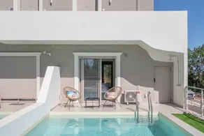 Beautiful apartment with private pool & terrace | Dogs allowed - Image 3