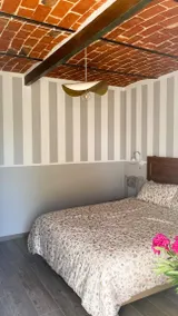Habitación en casa de familia con jardín | Vistas al jardín - Image 4