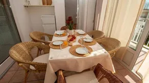 Apartamento vacacional totalmente equipado con barbacoa | Vistas al mar | Cerca de la playa | Admite mascotas - Image 5