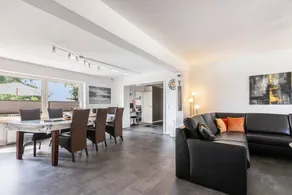 Appartement de vacances adapté aux familles avec barbecue, jardin et terrasse | Vue jardin | Idéal pour le télétravail | Avec animaux acceptés - Image 5