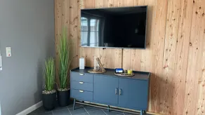 Holiday home with barbeque, garden & terrace | Garden view | Dogs allowed - Image 4