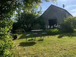 Cottage accogliente e familiare con giardino, piscina e barbecue | Vista sul giardino | Perfetto per il lavoro da remoto | Ammette cani - Image 4