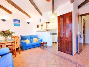 Charming holiday apartment with pool | Close to the beach - Image 5
