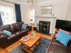 Child-friendly wonderful cottage with garden - Image 3