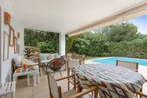 Maison entièrement équipée avec piscine privée, jardin et terrasse | Vue mer | Adaptée au travail à distance | Avec animaux admis - Image 3