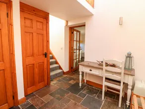 Family-oriented cottage with garden | Pet-friendly - Image 5