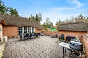 Cottage with sauna, pool & terrace - Image 4