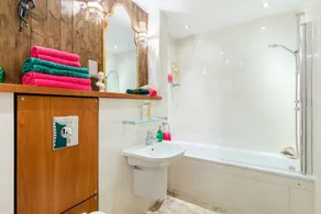 Appartement adapté aux familles avec piscine | Proche Royal Mile - Image 4