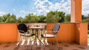 Apartamento vacacional con barbacoa y terraza - Image 3
