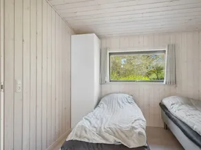 Holiday home with sauna, terrace & barbecue - Image 4