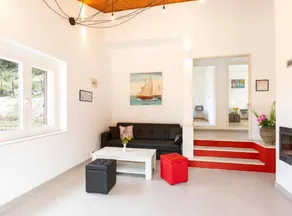 Fully equipped charming house with barbecue, garden & terrace - Image 5
