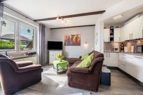 Apartment 'Vinnenhus' with Private Terrace and Wi-Fi - Image 3