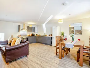 Family-friendly cottage with garden | Pets are welcome - Image 5
