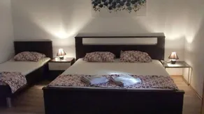Flat with pool & terrace | Sea view - Image 5