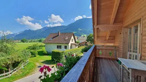 Holiday home with BBQ, terrace & garden | Mountain view | Pets are welcome - Image 2
