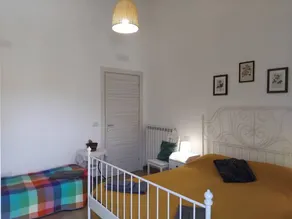 Bed and breakfast with garden | Garden view - Image 2