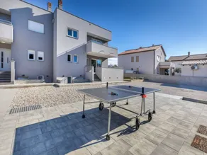 Spacious holiday home with private pool, sauna & barbecue - Image 4