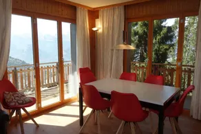 Flat with garden, barbecue & pool | Mountain view - Image 2