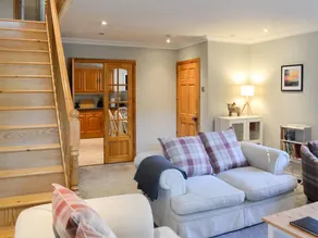 Family-friendly lovely cottage with garden | River view | Pet-friendly - Image 4