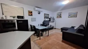House with garden, private pool & BBQ - Image 3