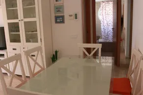 Apartment with terrace, barbeque & pool - Image 3
