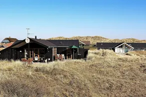 House with hot tub, terrace & sauna - Image 4