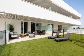 Appartement avec jardin, piscine privée et terrasse | Vue jardin | Adapté au travail à distance - Image 3
