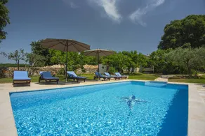 Espléndida casa totalmente equipada con jardín, barbacoa y piscina privada | Adaptada para teletrabajar - Image 2