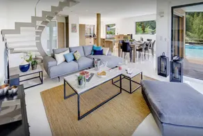 Splendida villa adatta alle famiglie con terrazza, griglia e giardino | Vista sul lago | Adatta per il telelavoro - Image 4