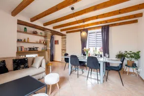 Fully equipped lovely cottage with terrace & garden | Garden view | Dogs allowed - Image 2