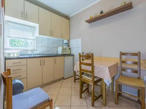 Flat with terrace & barbeque | Garden view - Image 3