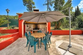 House with terrace, pool & barbeque | Mountain view | Dogs allowed - Image 2