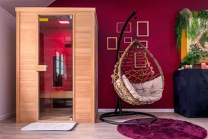 Fully equipped pleasant holiday home with jacuzzi, sauna & garden | Garden view - Image 3