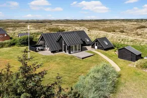 House with terrace & barbecue - Image 2