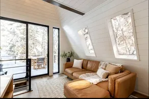 Lovely Secluded A-frame with Hot-tub in Sundance, Utah - Image 2