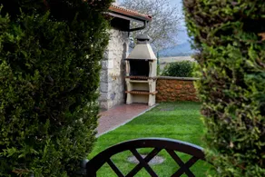 Country House 'Legaire Etxea' with Mountain View, Private Garden and Wi-Fi - Image 2