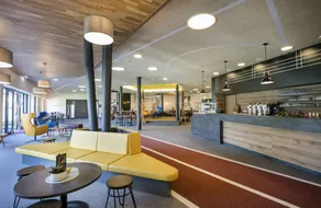 Children-friendly apartment with garden, sauna & BBQ - Image 3