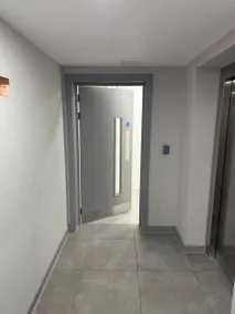 Family-oriented apartment with garden - Image 3