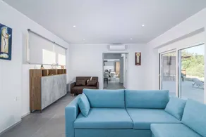 Fully equipped beautiful villa with terrace & private pool - Image 4