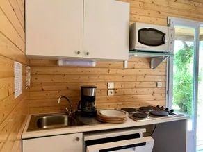 Mobile home with terrace & BBQ - Image 2