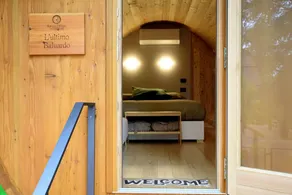 Romantic Wine Barrel Stay with Vineyard Views & Hot Tub near Rome, Italy - Image 5