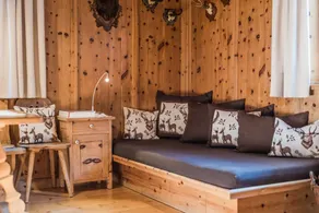 Holiday Apartment 'Draxlhof Latsch' with Mountain View, Private Garden and Wi-Fi - Image 3