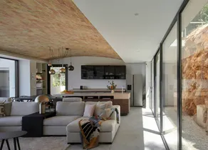 Villa with optional heated pool in Jávea - Image 3