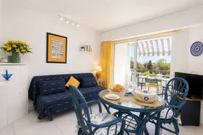 Condo with pool & terrace | Sea view - Image 3