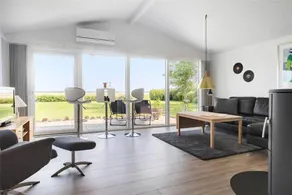 House with terrace & BBQ - Image 2