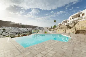 Children-friendly charming house with terrace, pool & garden | Mountain view | Perfect for remote work | Pet-friendly - Image 3