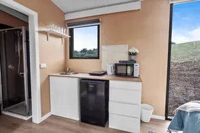 Serene Tiny House with Fire Pit in McLaren Vale, South Australia - Image 3