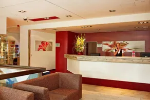 Apartment with terrace & garden | Suitable for remote work - Image 3