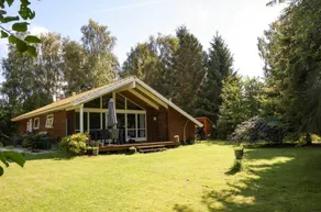 House with jacuzzi, terrace & barbeque - Image 2