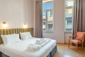 King Aristomenes – Deluxe Room with King-Size Bed - Image 3